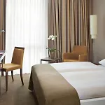 Hotel Intercityhotel 4*