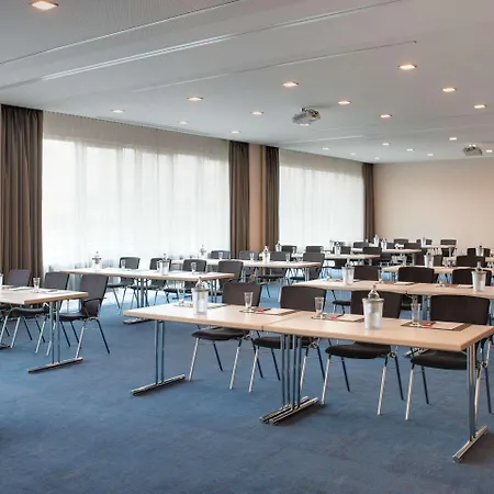 Otel Intercityhotel 4*