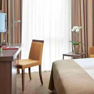 Intercityhotel 4* דארמשטאדט