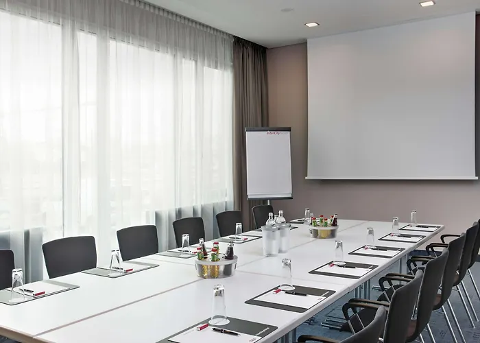 Hotel Intercityhotel 4*